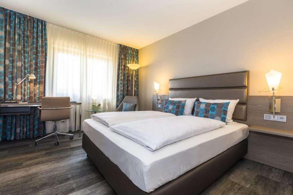 Hotel Scheffelhoehe Bruchsal Rum bild